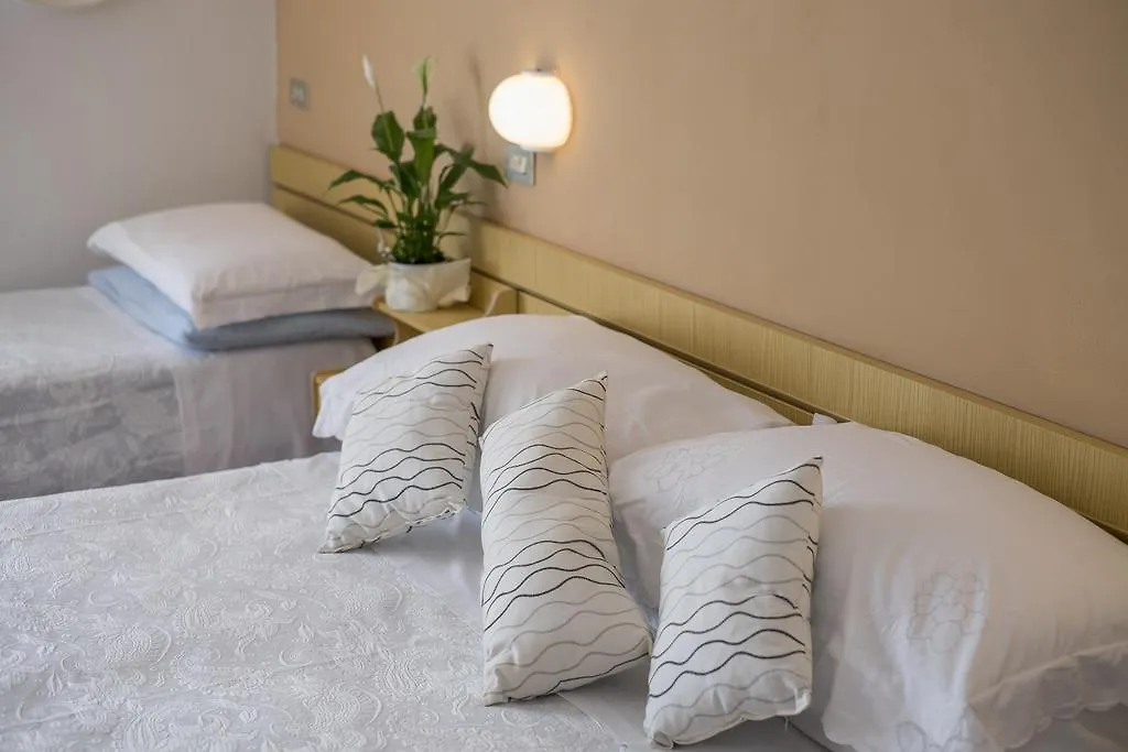 Hotel Venus Bellaria-Igea Marina 3*,  Itálie